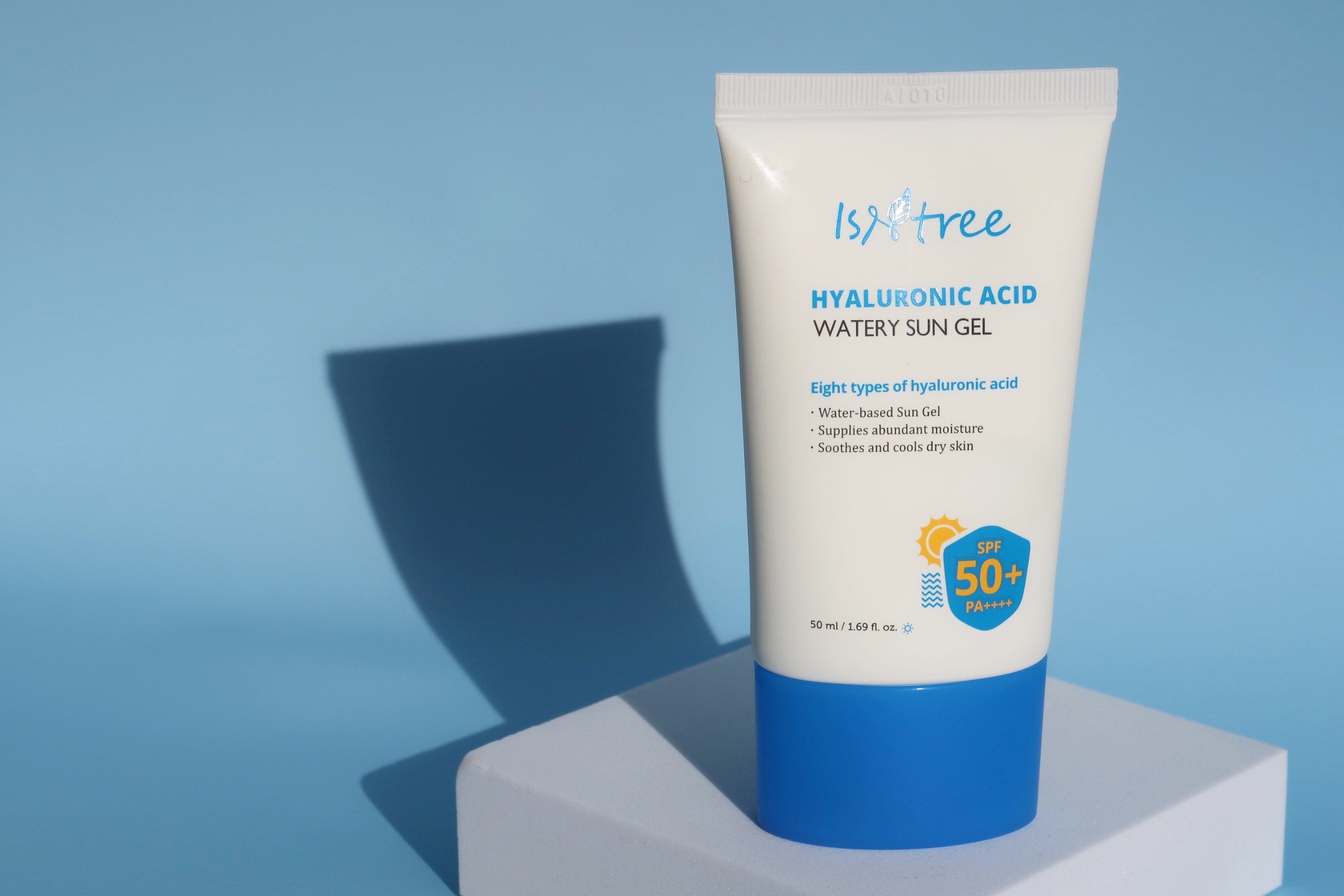 HI-REVIEW: Isntree Hyaluronic Acid Watery Sun Gel SPF 50+ PA++++