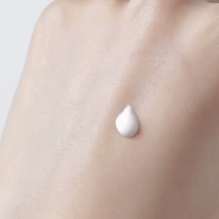 HOPPY HOUR 🥕 Celimax Pore + Dark Spot Brightening Care Sunscreen 🥕