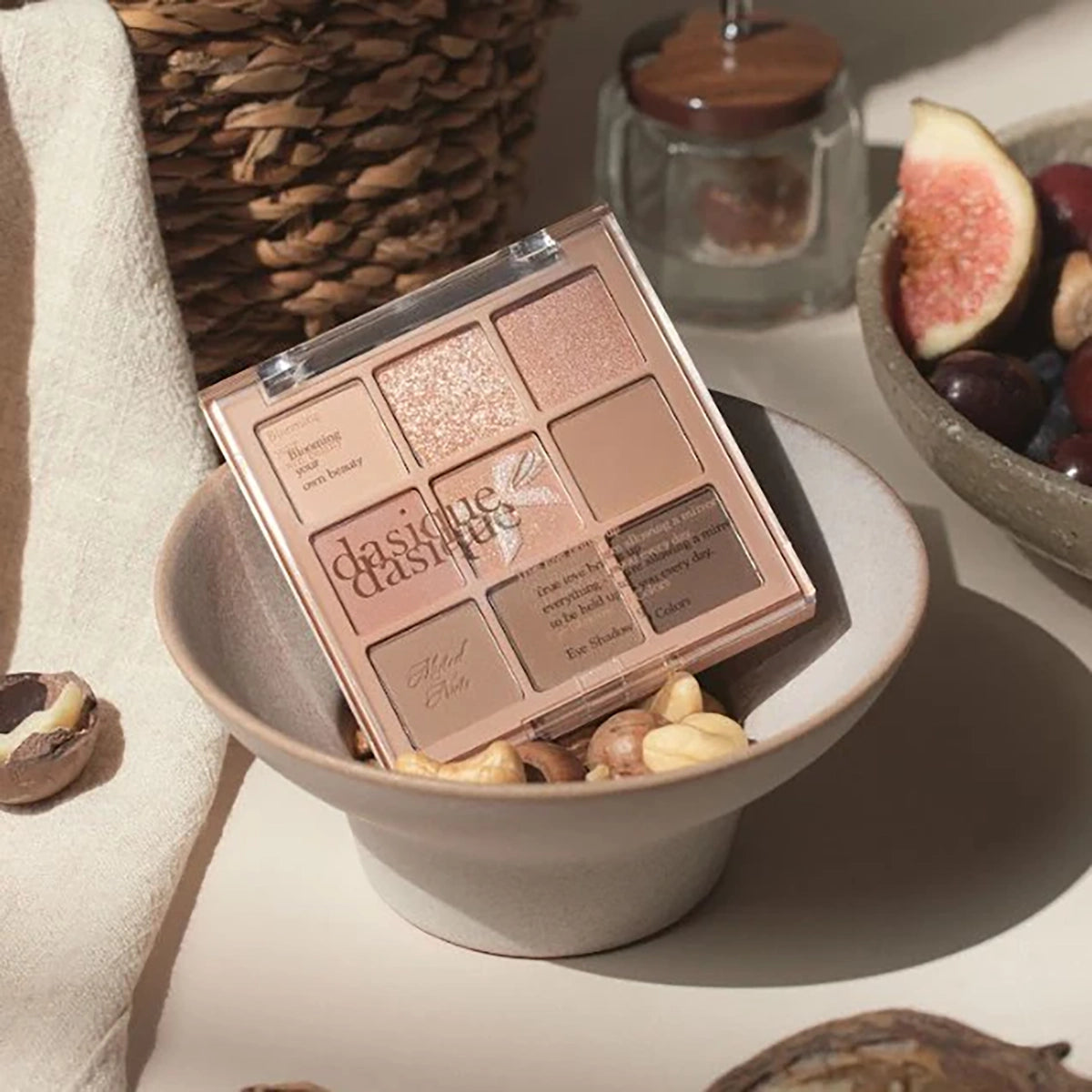 Shadow Palette [#24 Muted Nuts]