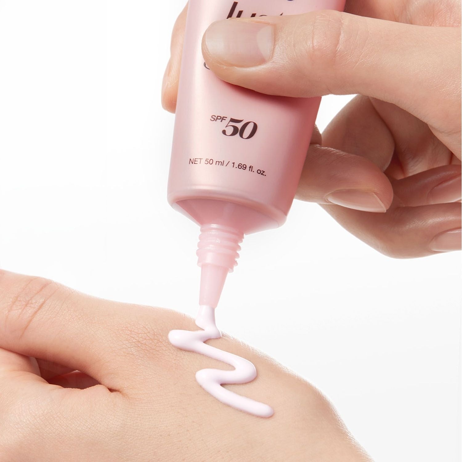 No Cast Just Glow Collagen Sunscreen SPF50
